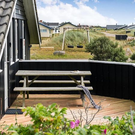 Stunning Home In Hvide Sande With Kitchen Bjerregård Exteriér fotografie