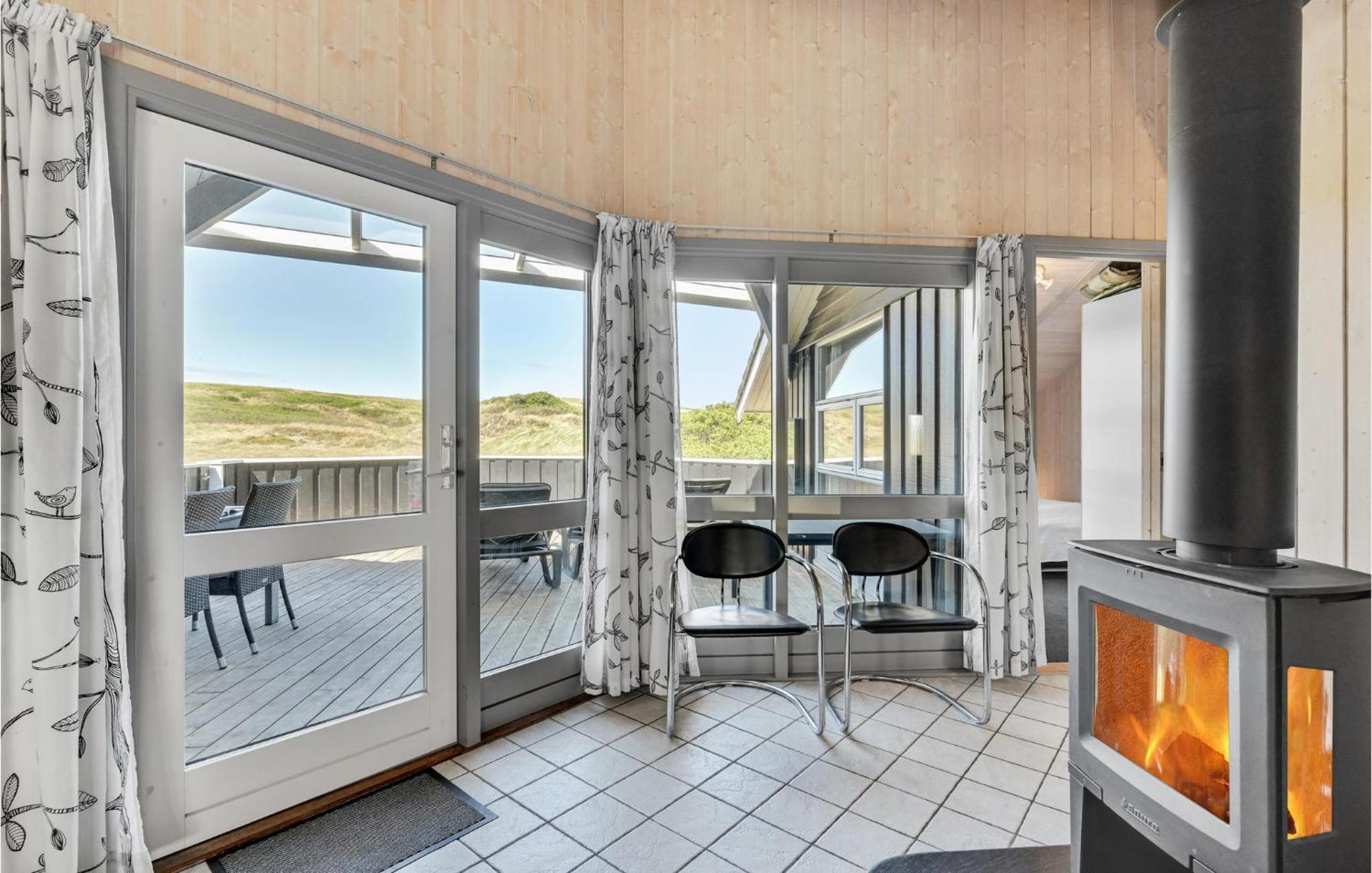 Stunning Home In Hvide Sande With Kitchen Bjerregård Exteriér fotografie